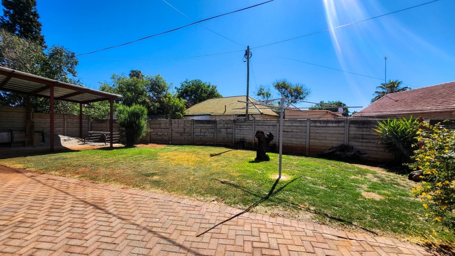 3 Bedroom Property for Sale in Stilfontein Ext 4 North West